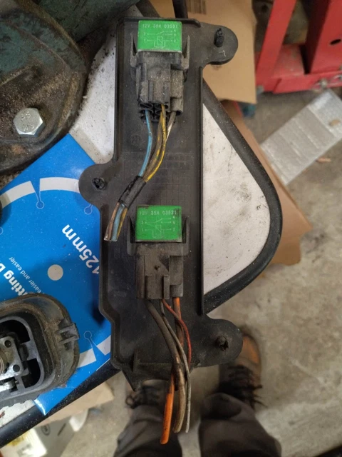 Relais De Commande De Ventilation Moteur Pour Citroën C4 Et Peugeot 307 - NTY