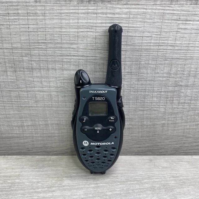 Motorola TalkAbout T5720 Blue Handheld LCD Display Two Way Radio Walkie Talkie