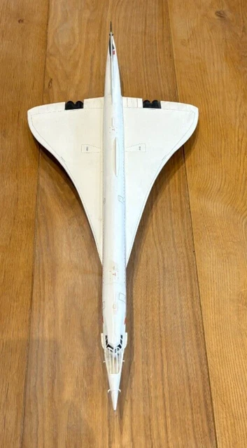 LARGE VINTAGE MODEL of Concorde British Airways Pre Built 87cm x 37cm ...