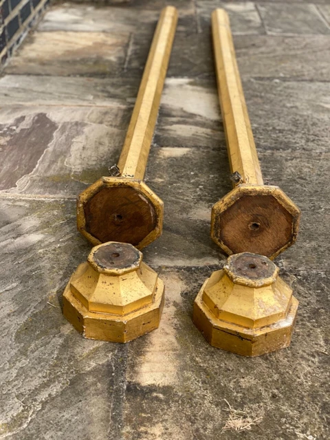 A PAIR OF ARCHITECTURAL GILT WOOD COLUMNS FROM NEWCASTLE CATHEDRAL 2mtr
