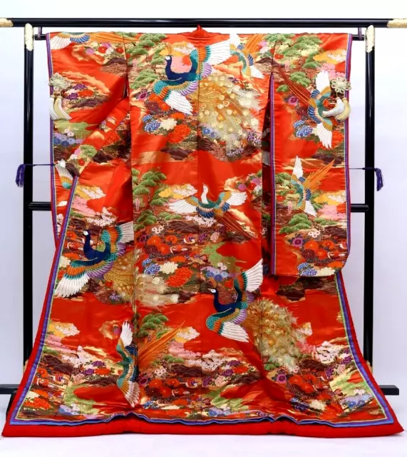 Japanese kimono, UCHIKAKE, Wedding Robe, Gold/Silver, Embroidery, L5' 10"..3198