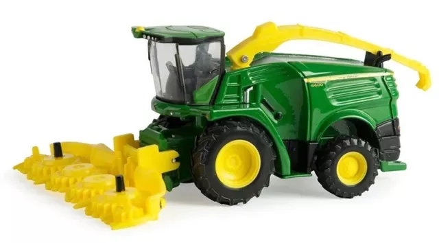 8600 John Deere Silage Chopper