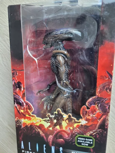 Neca ALIENS Fireteam Elite Dog Alien Xenomorph Figur HR Giger Facehugger NEU OVP