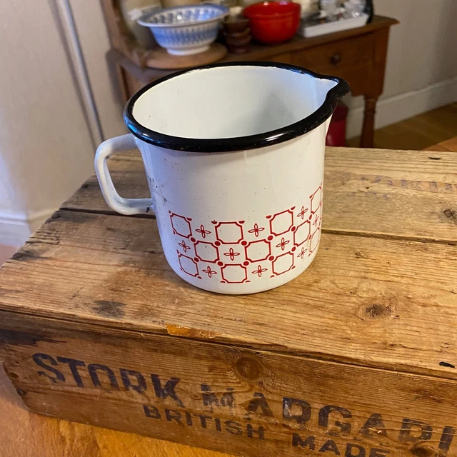 VINTAGE WHITE ENAMEL Measuring Jug with Red Pattern – Retro – Great ...