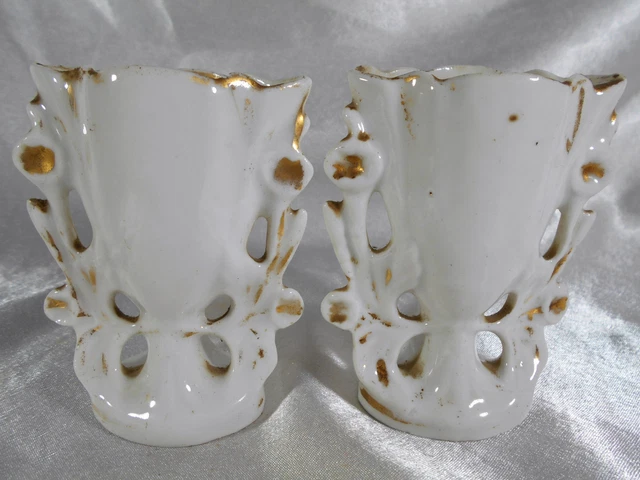 ( 302 ) PAIRE VASE DE MARIÉE DORE OR  FIN EN PORCELAINE DE PARIS XIX ème