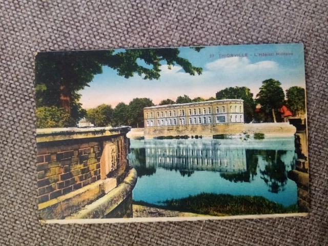Cpa Thionville L Hôpital Militaire