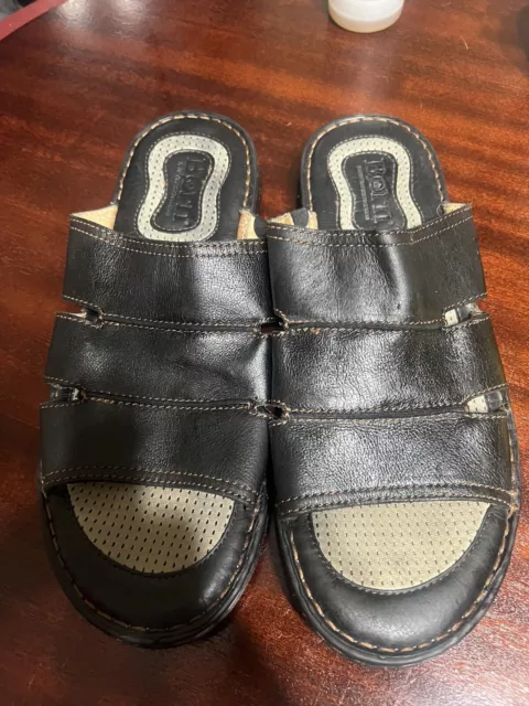 Born weiser top sandals