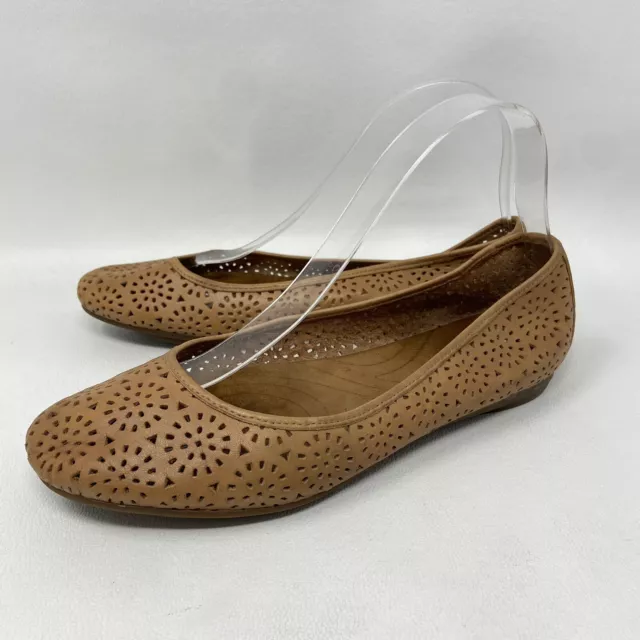 INDIGO BY CLARK S Tan Leather Bea Flats Size 9.5M 61124 23.69