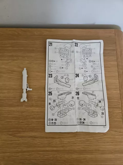 Vintage Revell 1984 Robotech Changers ORBOT 1/72 Plastic Model Kit Gun.