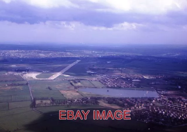 Photo  Leeds Bradford Airport ( Yeadon ) 1968 This Photo Was Taken From A Cessna