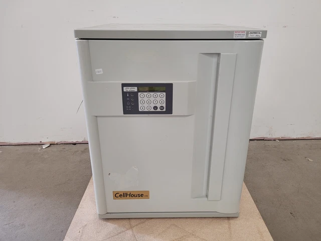 Heto Holten CO2 Incubator Model - CellHouse 170 - 001 Lab