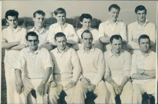 1957 Amateur Cricket Belmont team Fleetwood League Press photo 6.25*4"