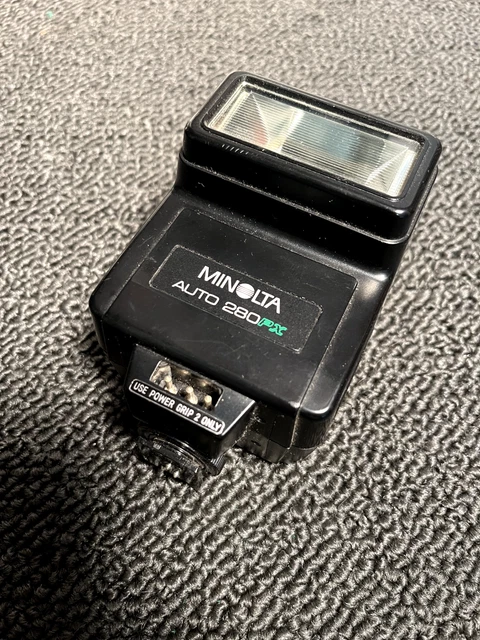 MINOLTA AUTO ELECTROFLASH 280 PX Flash With Case Made in Japan