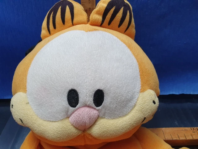 PLAY BY PLAY - Peluche Garfield Sentado 27 cm, 123082