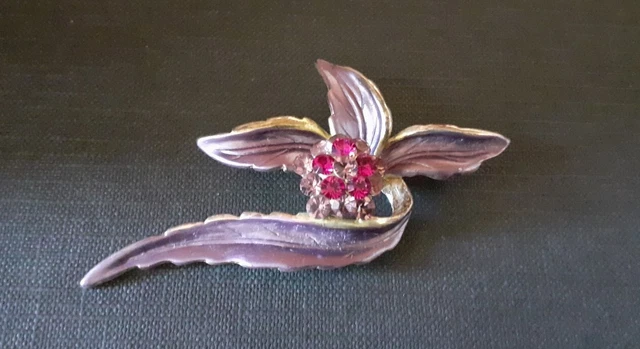 Broche Ancienne Style Art Déco Années 1930 - Métal Argenté Et Pierre Noire Brillante