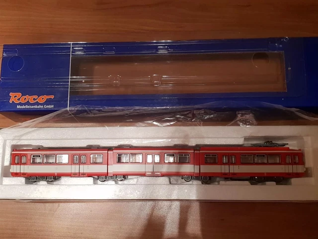 Roco H0 - 63092 - Model tram (1) - Düwag double-articulated tram