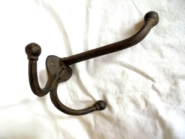 Large Antique Cast Iron Triple Horse Tack Harness Coat Hook