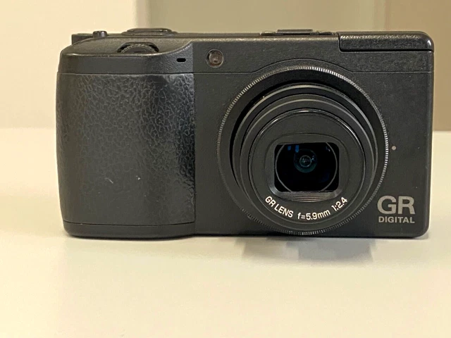 READ [EXC+4] Ricoh GR Digital II 10.1MP Black Camera From JAPAN #423