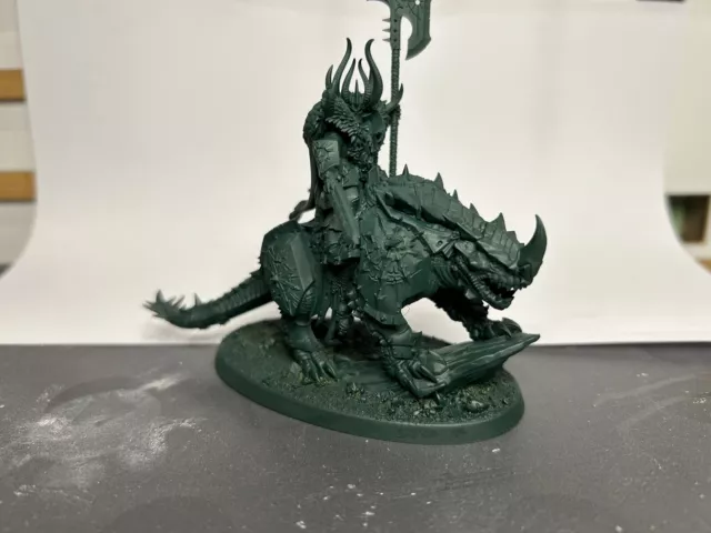 Warhammer - AOS - Slaves to Darkness Chaos Lord on Karkadrak (assemblato e innescato)