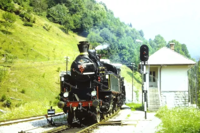 Dia slide Jugoslovenske Železnice Dampflok JŽ 17-006 Bhf. Podbrdo 1988 (D83)