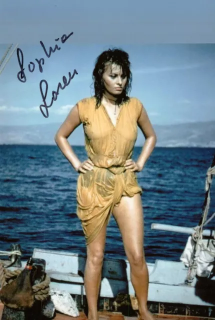 Sophia Loren Hand Signed 6x4 Photo Boy on the Dolphin Houseboat Autograph + COA