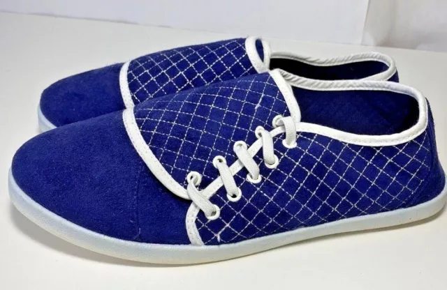 Avon Womens Cushion Walk Shoes Size 11 Blue White Velvety Plaid Check Sneakers