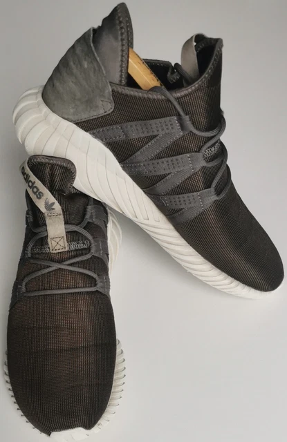 Adidas khaki tubular dawn on sale trainers