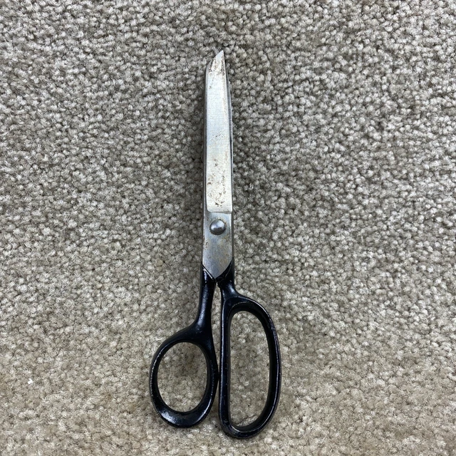 Deluxe KLEENCUT 7” Scissors Vintage