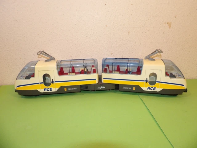 Train Playmobil RC Passagers Set 4011 - Quasi Complet - Superbe état (boîte Usée)