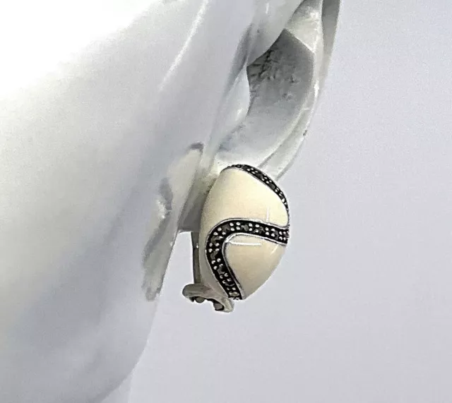 Stud Earrings Elizabethan Style 925 Sterling Silver Set With White Enamel