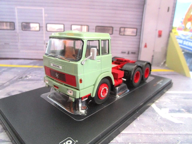 IXOMODELS, HENSCHEL HS 19 TS 6x4 1966 vert, échelle 1/43