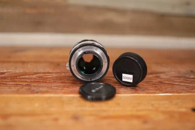 Nikon NIKKOR 50mm F/1.4 AF Lens