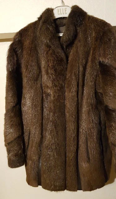 Veste marmotte véritable 42 (bas de manche en cuir) état correct