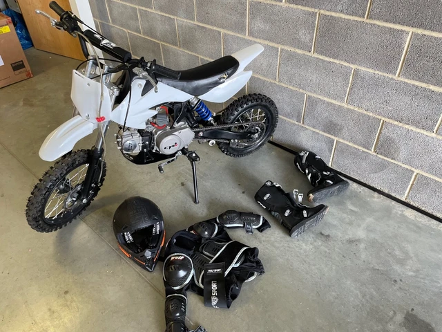 Cw 110 pit bike discount