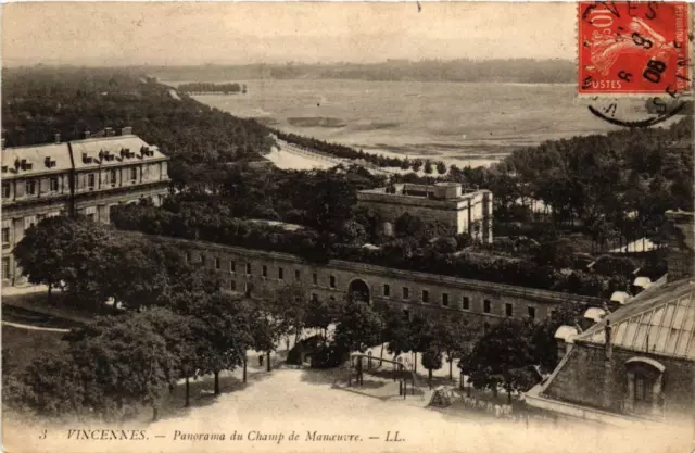 CPA AK VINCENNES Panorama du Champ de Manoeuvre (672225)
