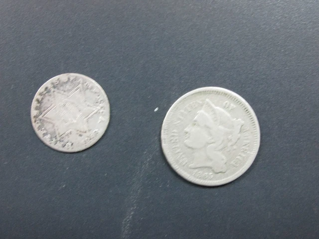 Pair of 3-Cent Pieces 1858 Silver and 1865 Nickel Nice Set US Classic Coins Q2M8