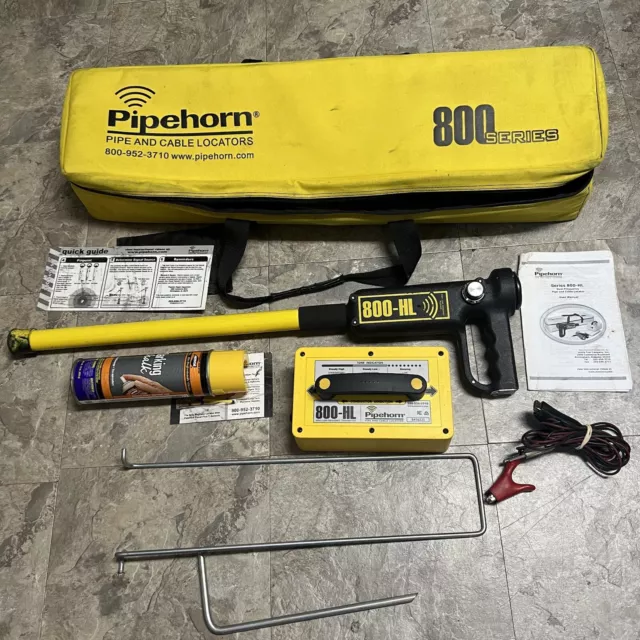 Pipehorn 800-HL Pipe & Cable Locator With Carrybag