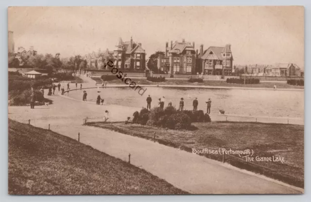 Postcard UK Portsmouth Southsea The Canoe Lake PPC 4598  (A20)