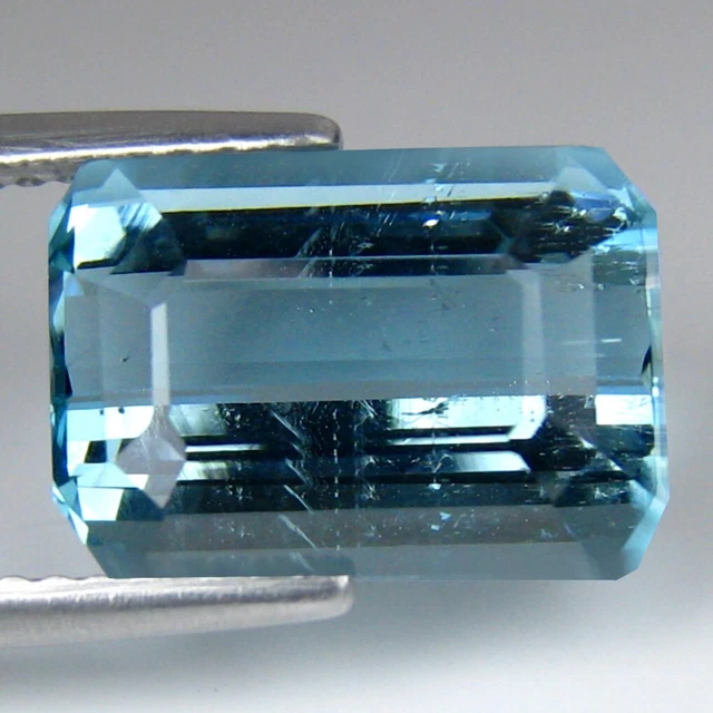4.48 Cts 12X8Mm Fabulous Fire Lustrous Santamaria Aquamarine  Loose Gemstone