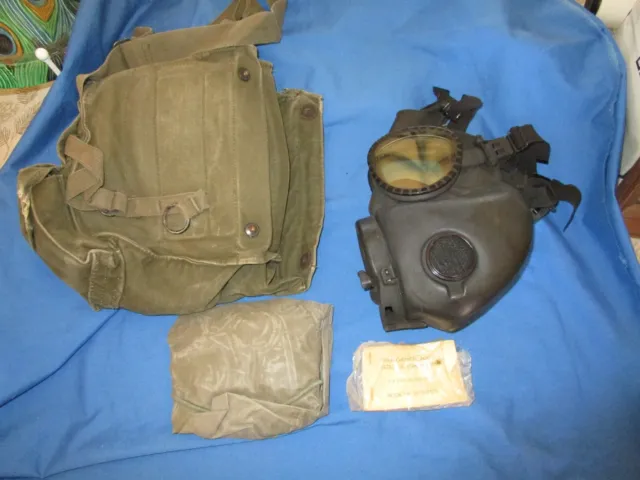 US Army M17A1 Gas Mask Medium w/  NEW Biological / Chemical Hood and Canvas Bag