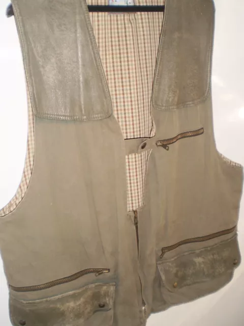 Gilet Et Pantalon Court De Chasse