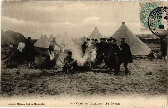 CPA MILITAIRE Camp de Chalons-Au Bivouac (317630)