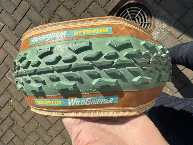 Lot De 2 Pneus Michelin Wildgripper Lite Green - NOS (New Old Stock) Vintage