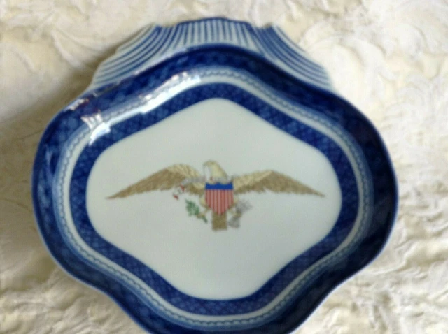 MOTTAHEDEH DIPLOMATIC EAGLE SHELL DISH/BOWL 8 ½" diam