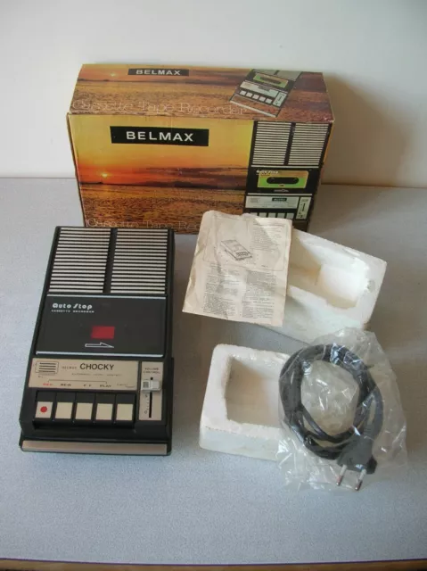 Ancien magnétophone à cassette k7 Belmax Chocky avec notice câble et boite