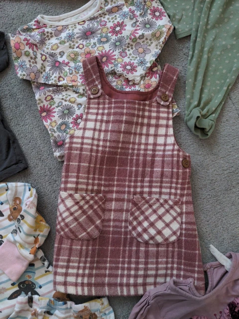 Pacchetto massiccio bambine 12-18 mesi vestiti top gonna cappotto pigiama carichi 3