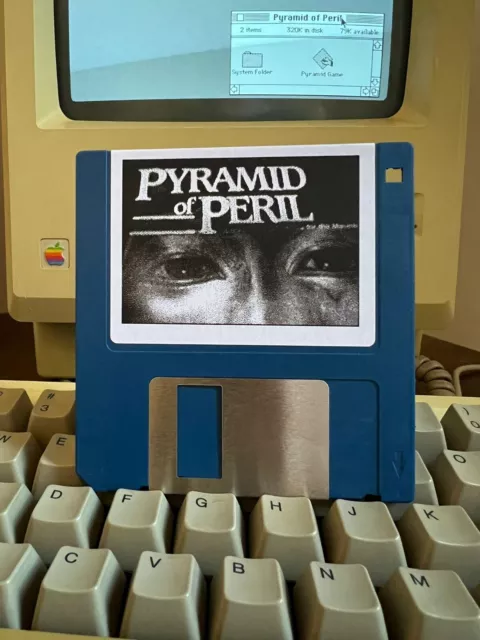 Pyramid of Peril - Vintage 400K Floppy Disk Game For Apple Macintosh 