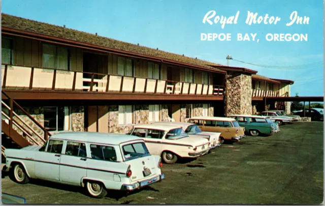 Royal Motor Inn Depoe Bay OR 1960s Autos Motel Oregon postcard P17
