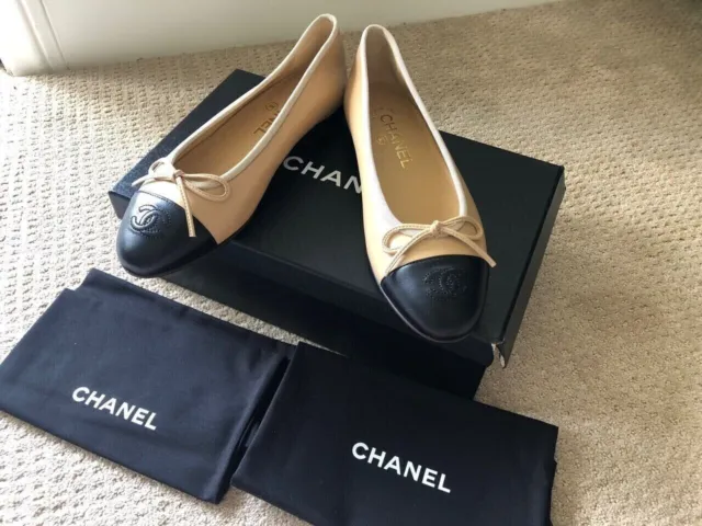 New in box Chanel Size 37.5 Beige/Black Lambskin Cap Toe Ballerina Flats