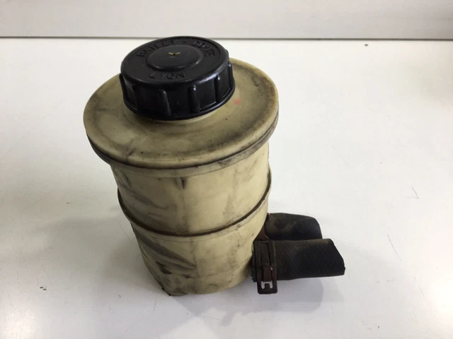Bocal De Direction Assistée Pour RENAULT LAGUNA 2 1.9 DCI (année 2002) - Référence 8200005185 - Pièce D'occasion Opérationnelle